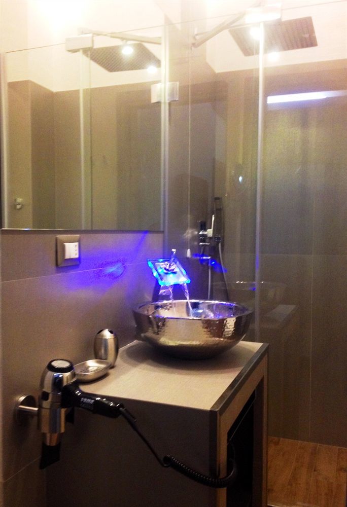 231 Suite Via Roma Cagliari Kültér fotó
