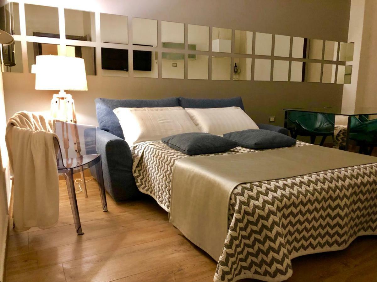 231 Suite Via Roma Cagliari Kültér fotó