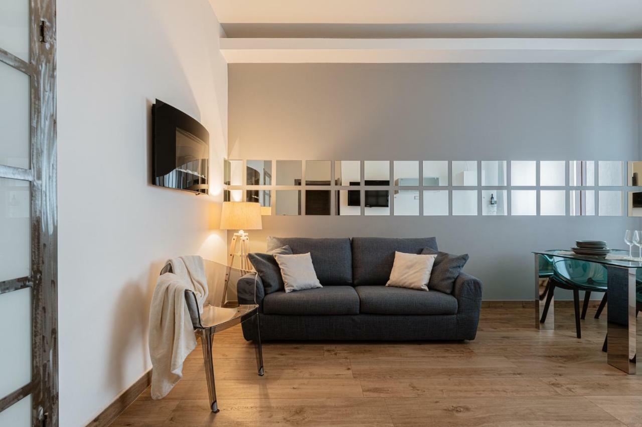 231 Suite Via Roma Cagliari Kültér fotó