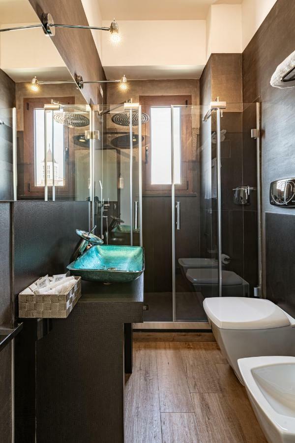 231 Suite Via Roma Cagliari Kültér fotó