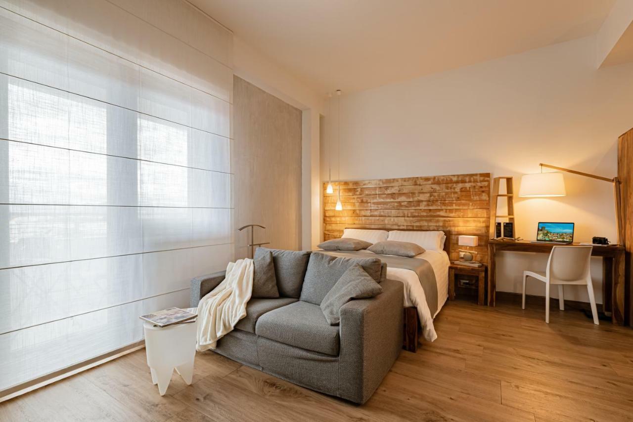 231 Suite Via Roma Cagliari Kültér fotó